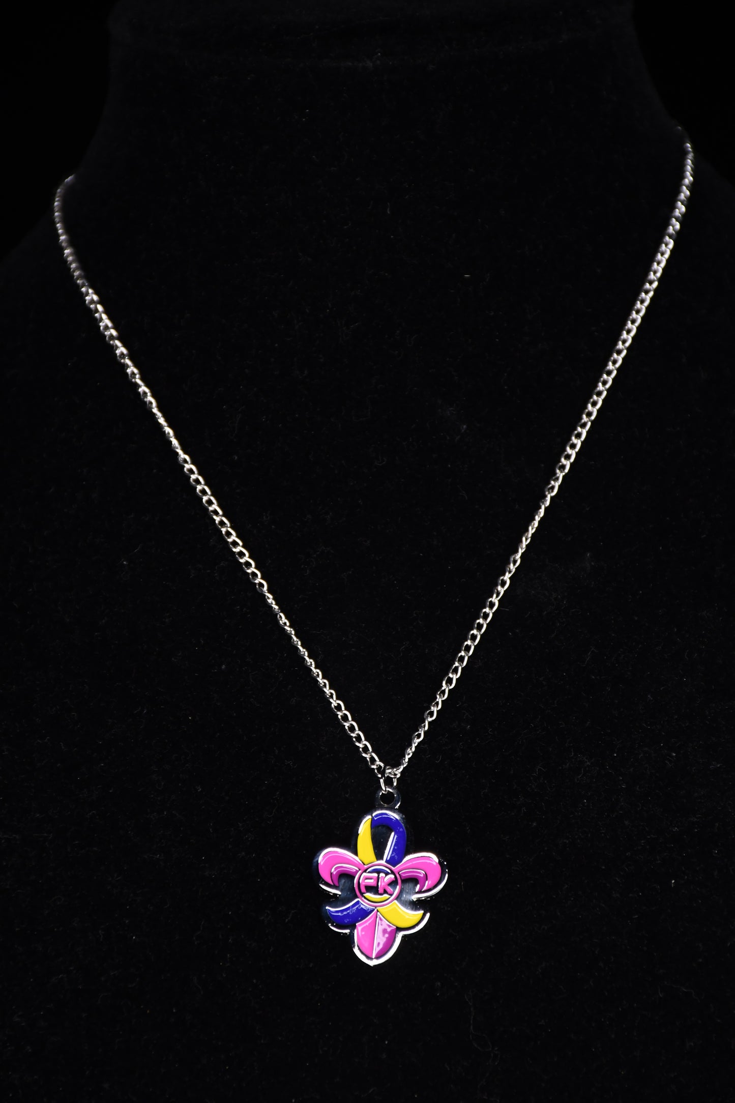 Fleur De Lis Charm+ Chain
